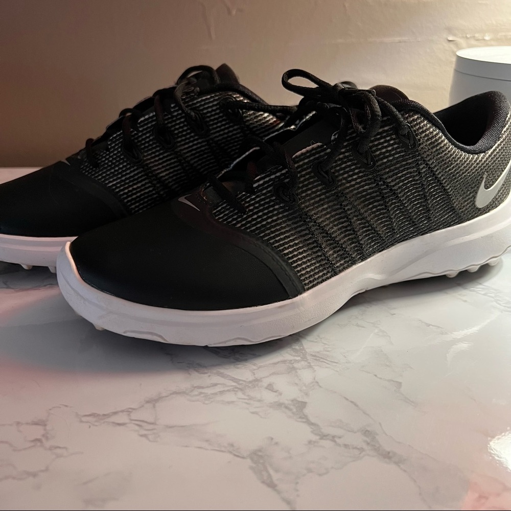Wmns Nike Lunar Empress 2 golf shoes size 5 black/wht/silver detail
